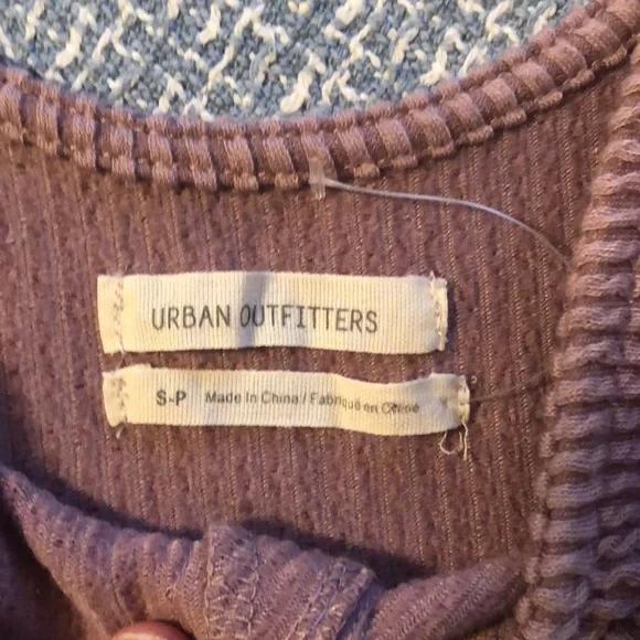 Urban outfitters crop top with hook and eye closure down the front - Picture 2 of 4
